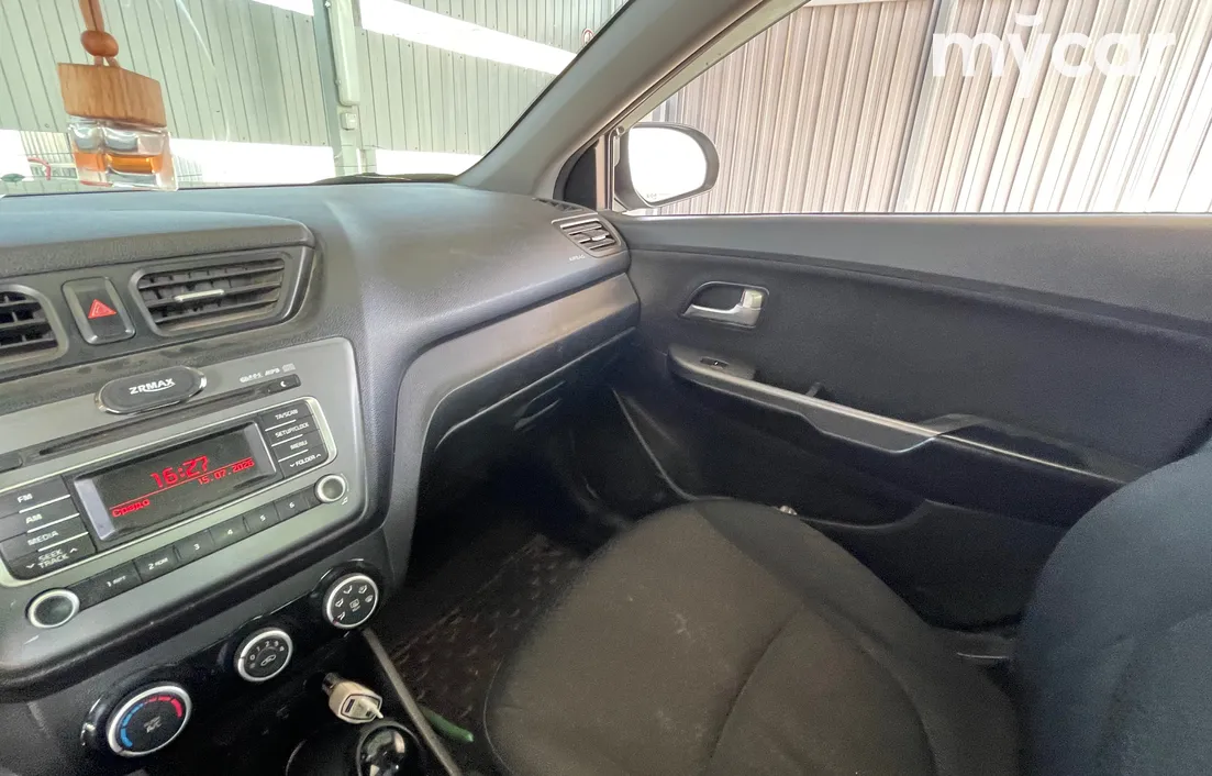 Kia Rio 2015