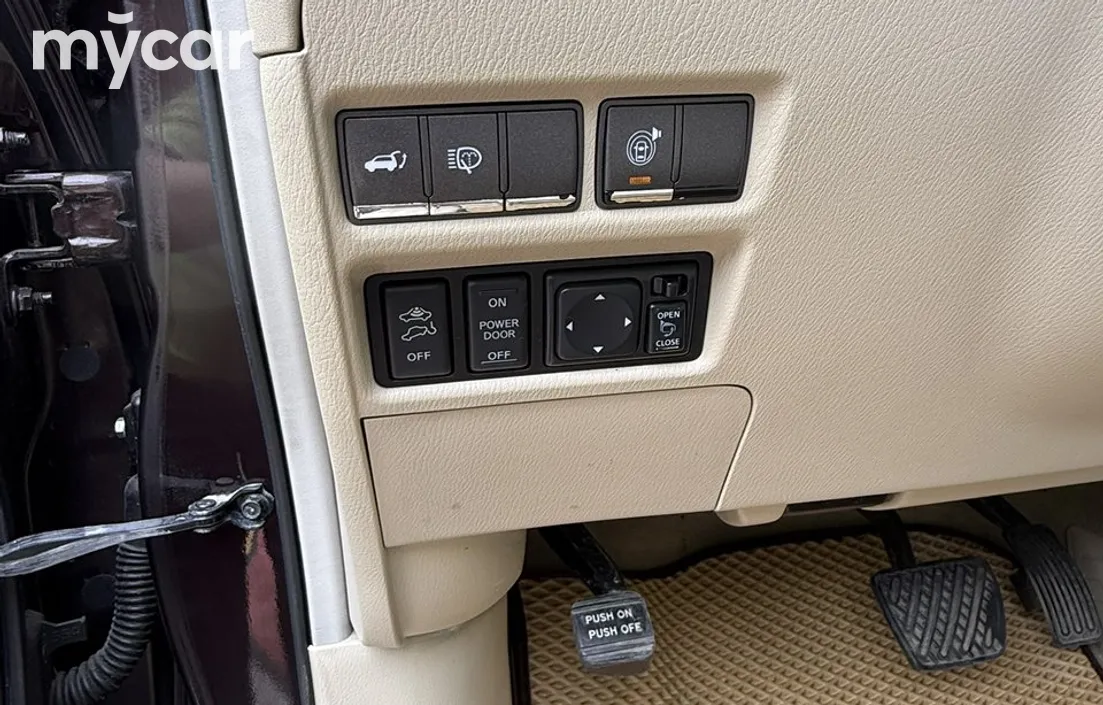 Nissan Patrol 2012