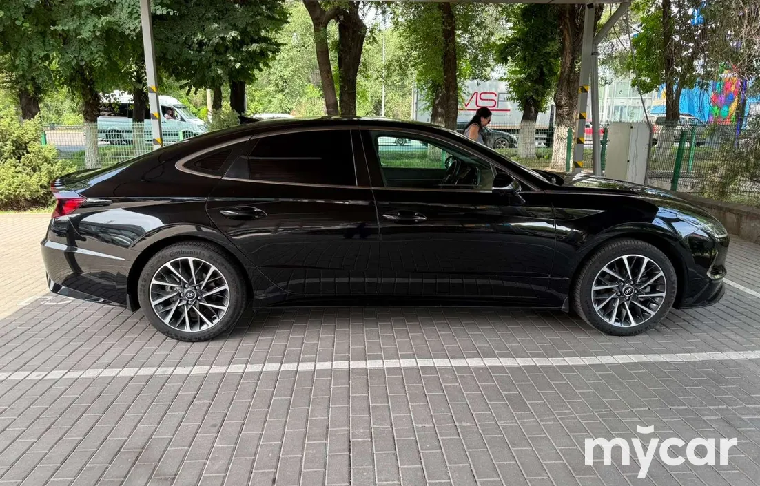 Hyundai Sonata 2021