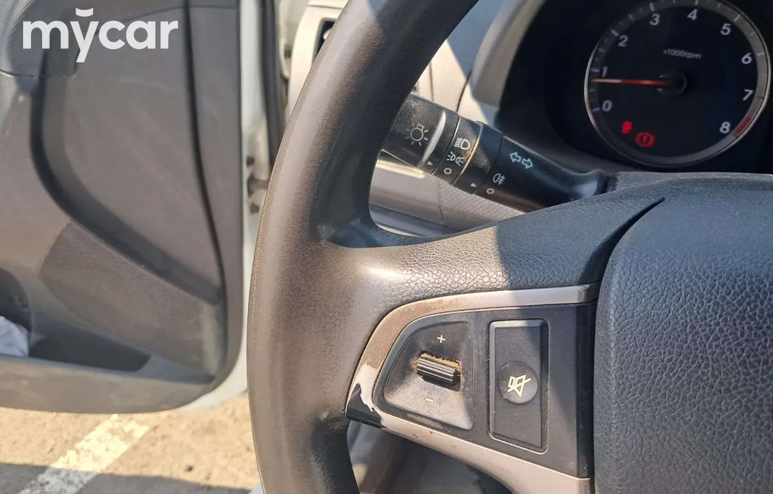 Hyundai Solaris 2014
