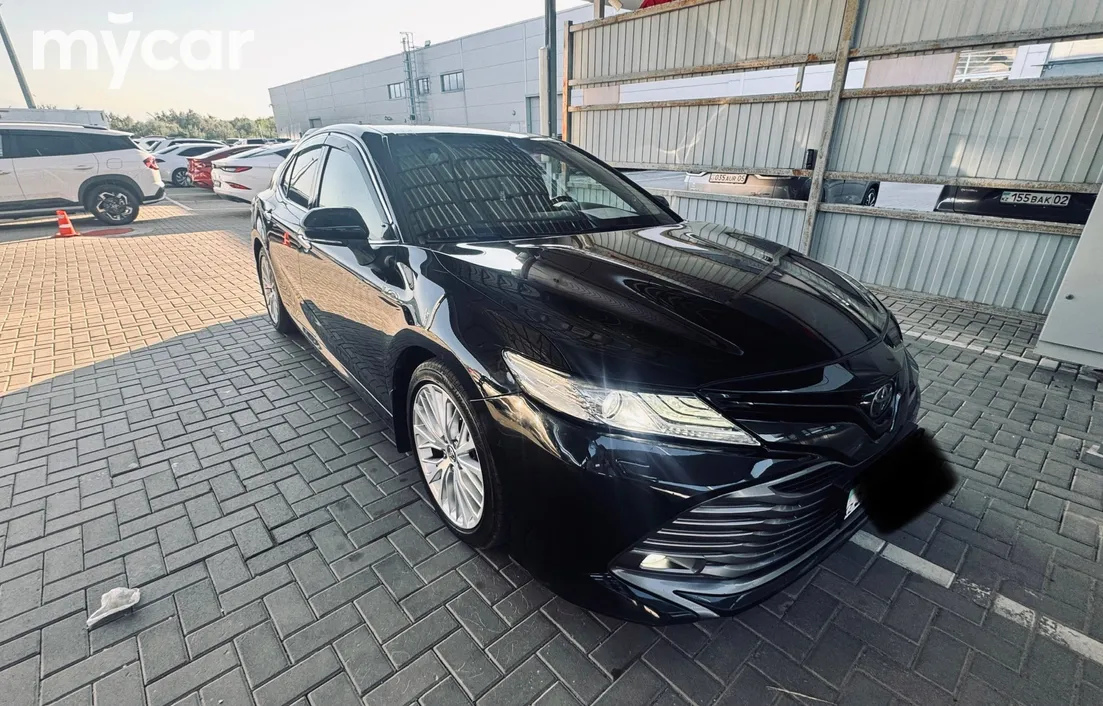 Toyota Camry 2018