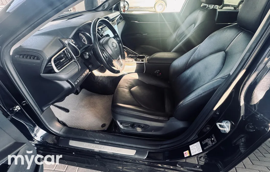 Toyota Camry 2018