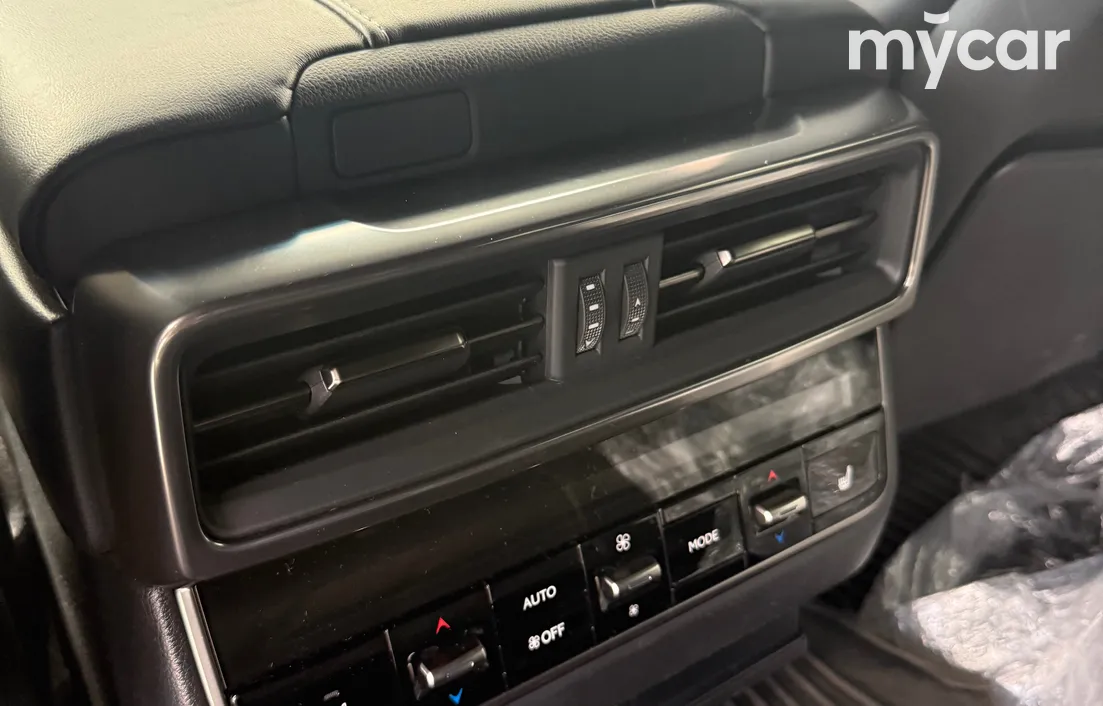 Lexus LX 2023