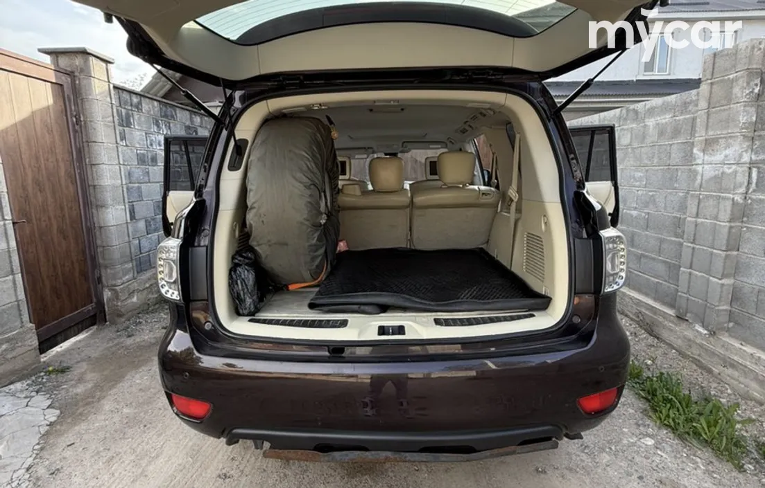 Nissan Patrol 2012