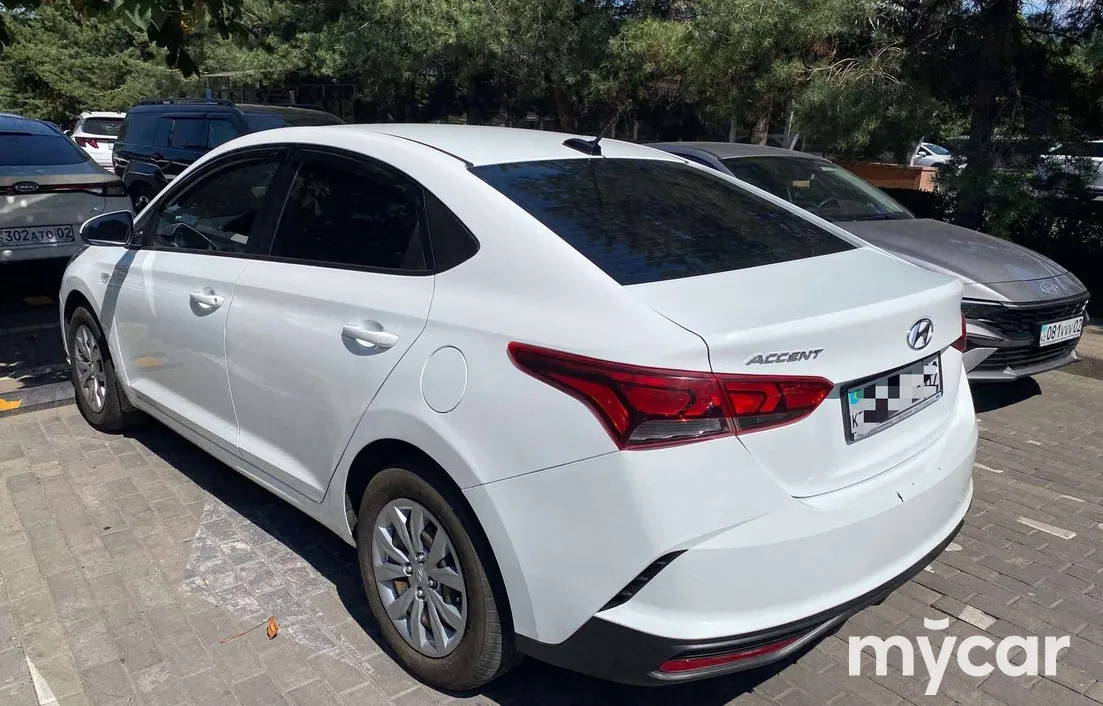 Hyundai Accent 2021