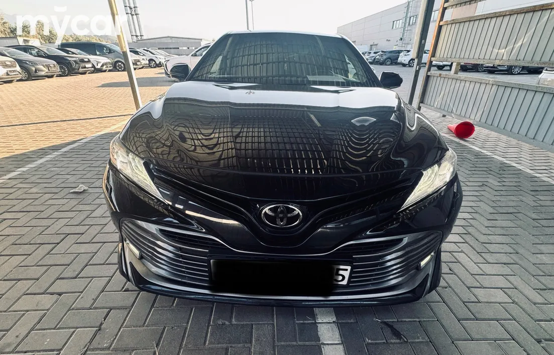 Toyota Camry 2018