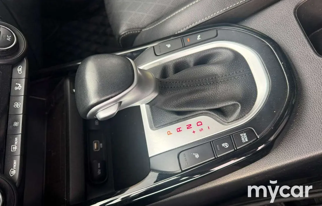 Kia Cerato 2023