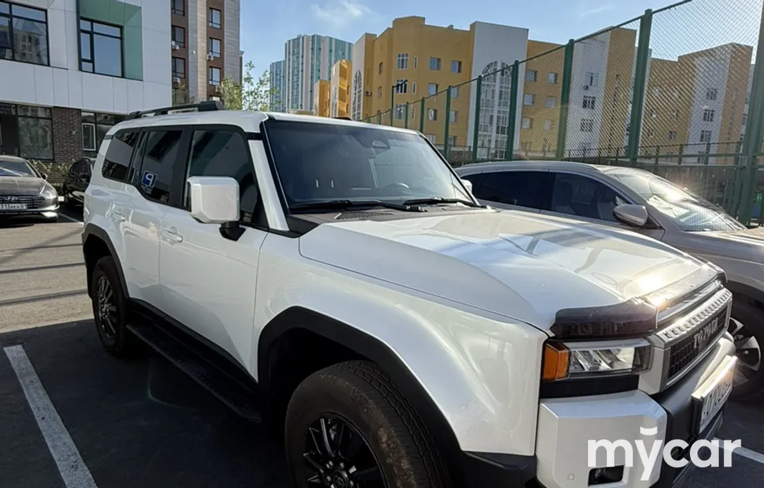 Toyota Land Cruiser Prado 2024