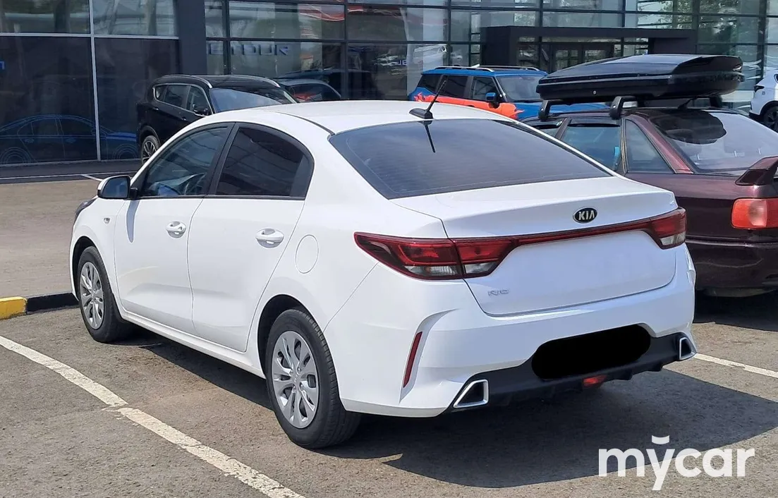 Kia Rio 2021
