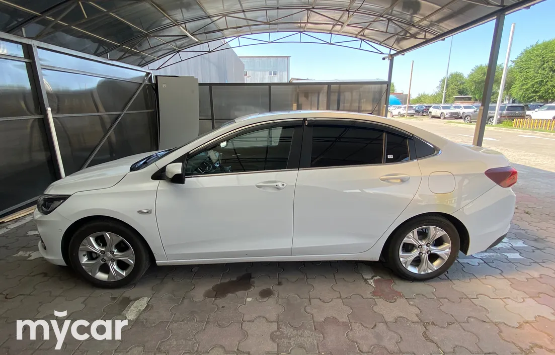 Chevrolet Onix 2023