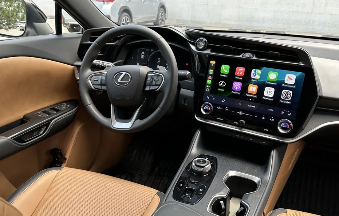 Lexus RZ 2023