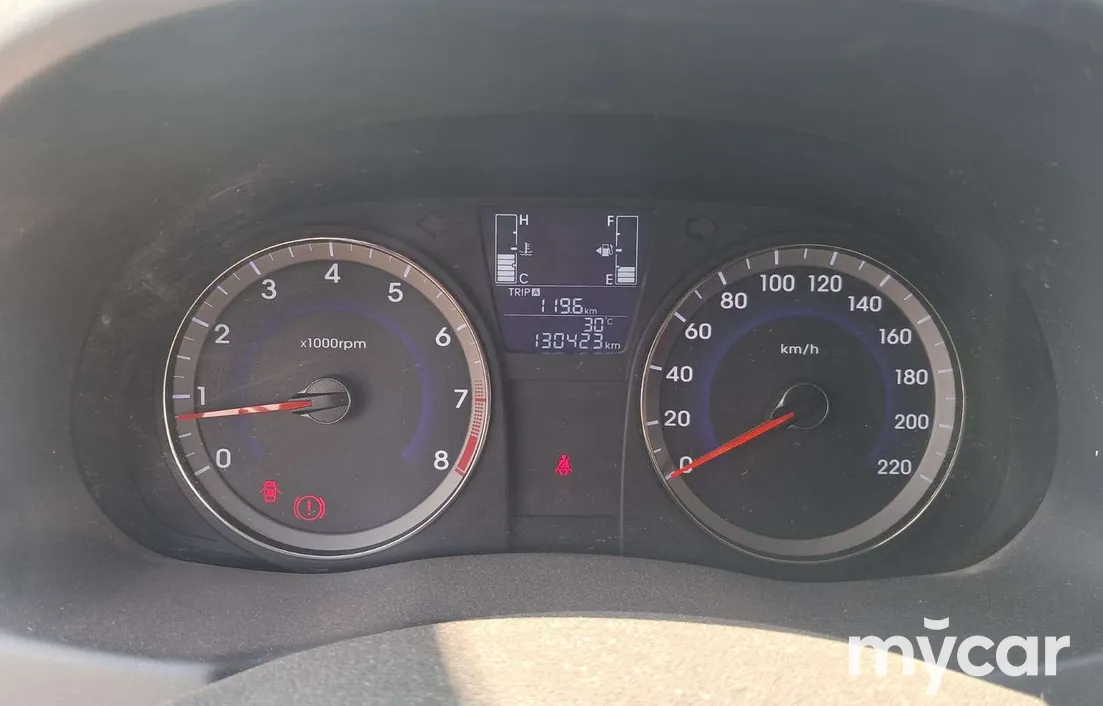 Hyundai Solaris 2014