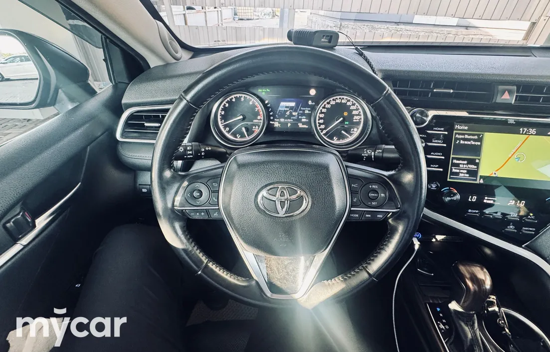 Toyota Camry 2018