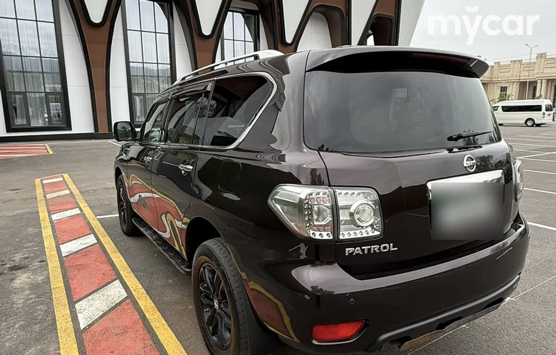 Nissan Patrol 2012