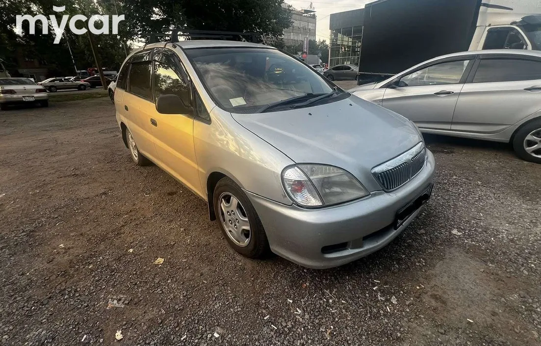 Toyota Nadia 1998