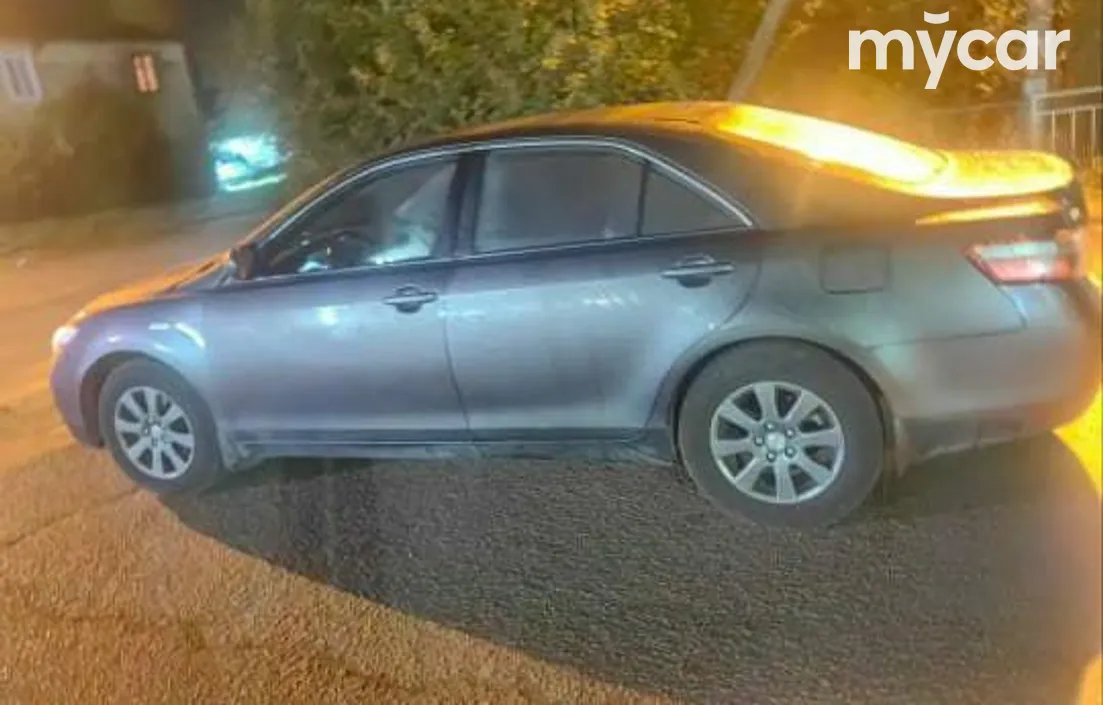 Toyota Camry 2011