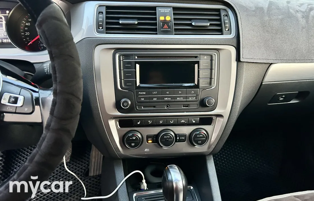 Volkswagen Jetta 2018