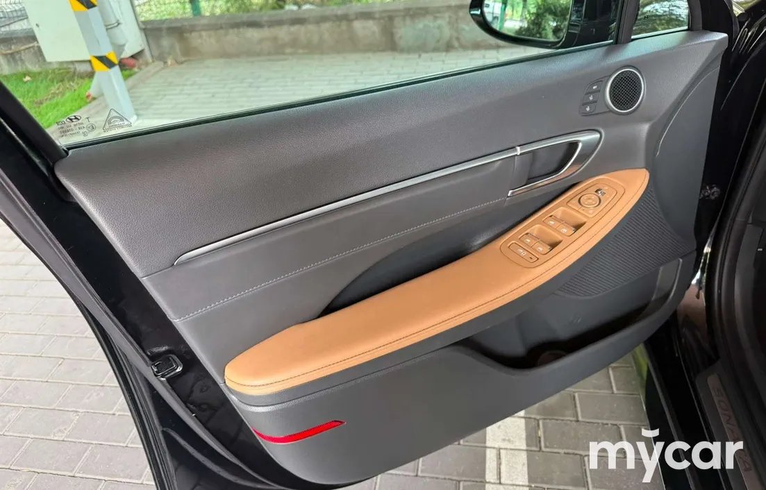 Hyundai Sonata 2021