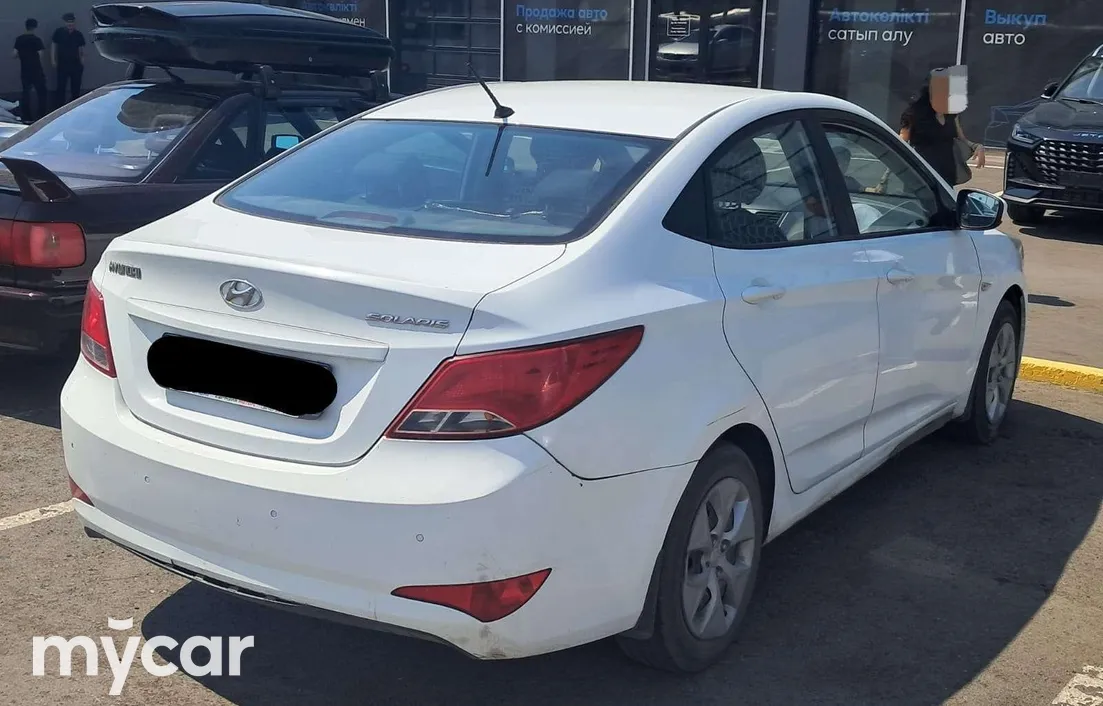 Hyundai Solaris 2014
