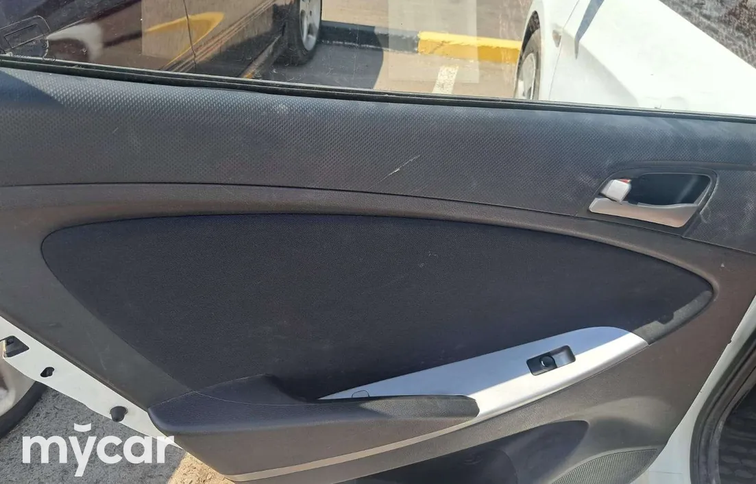 Hyundai Solaris 2014