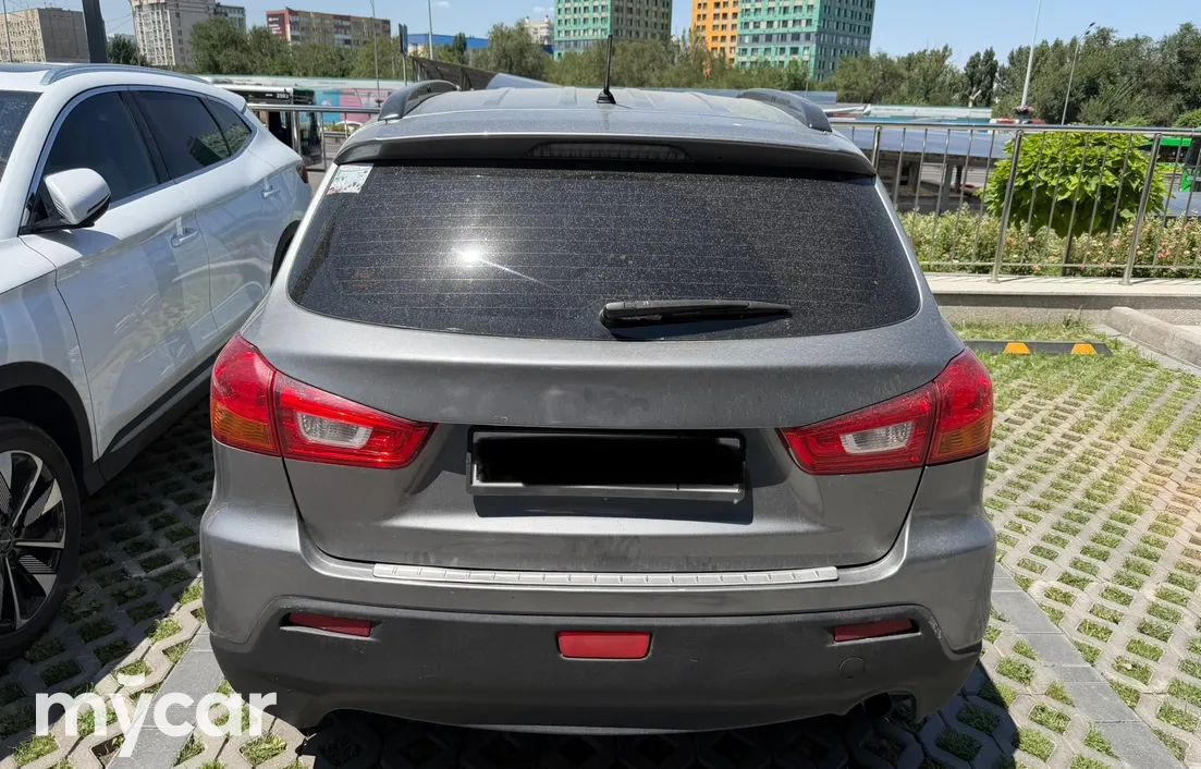 Mitsubishi ASX 2010