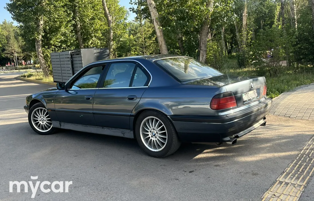BMW 7 серия 1997