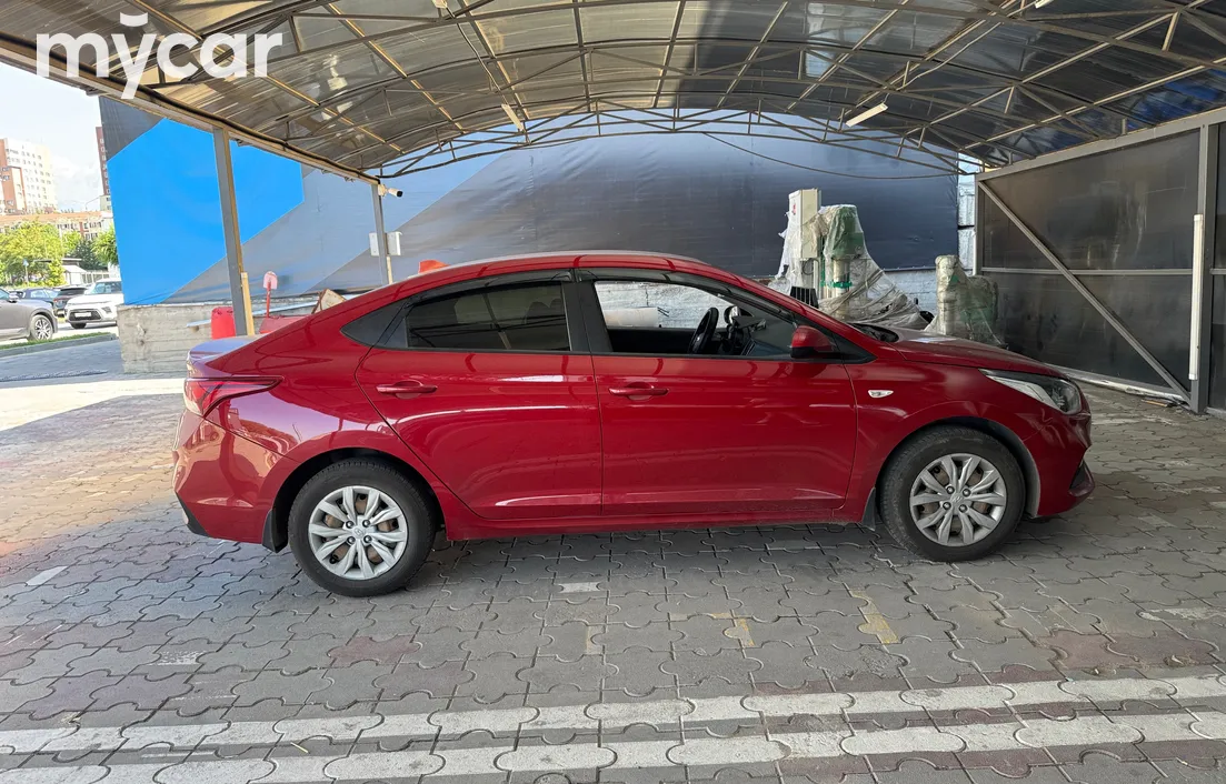 Hyundai Solaris 2020