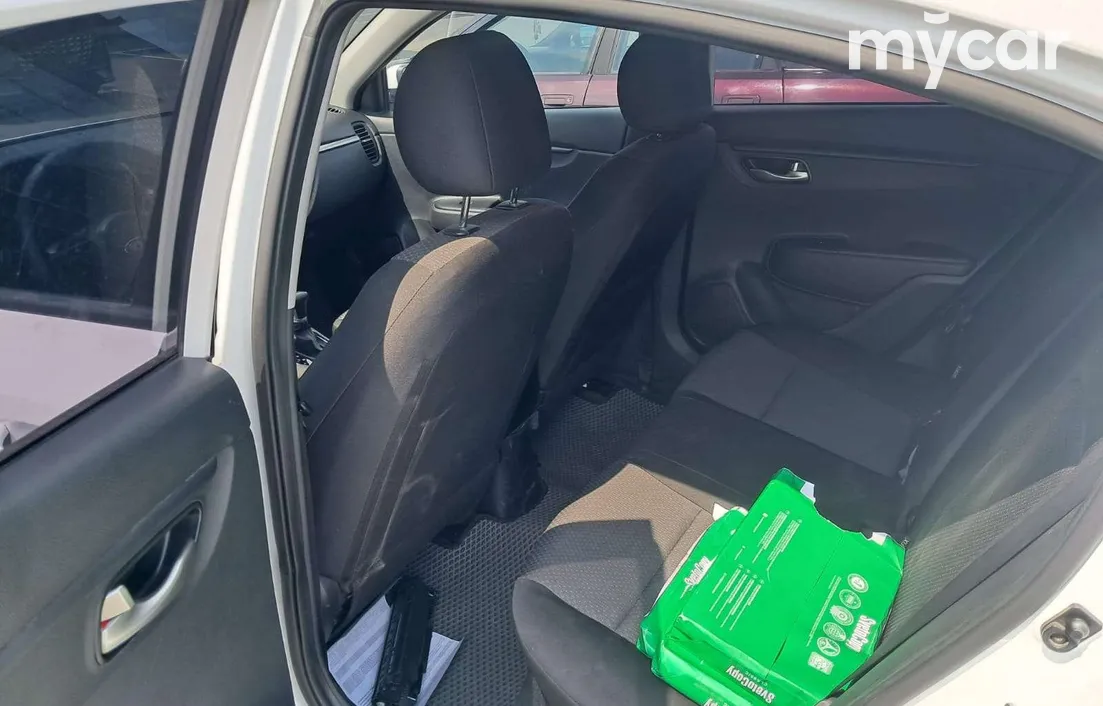 Kia Rio 2021