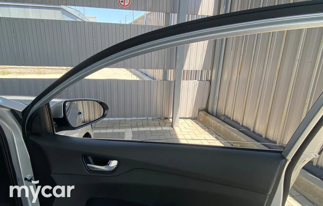 Hyundai Accent 2021