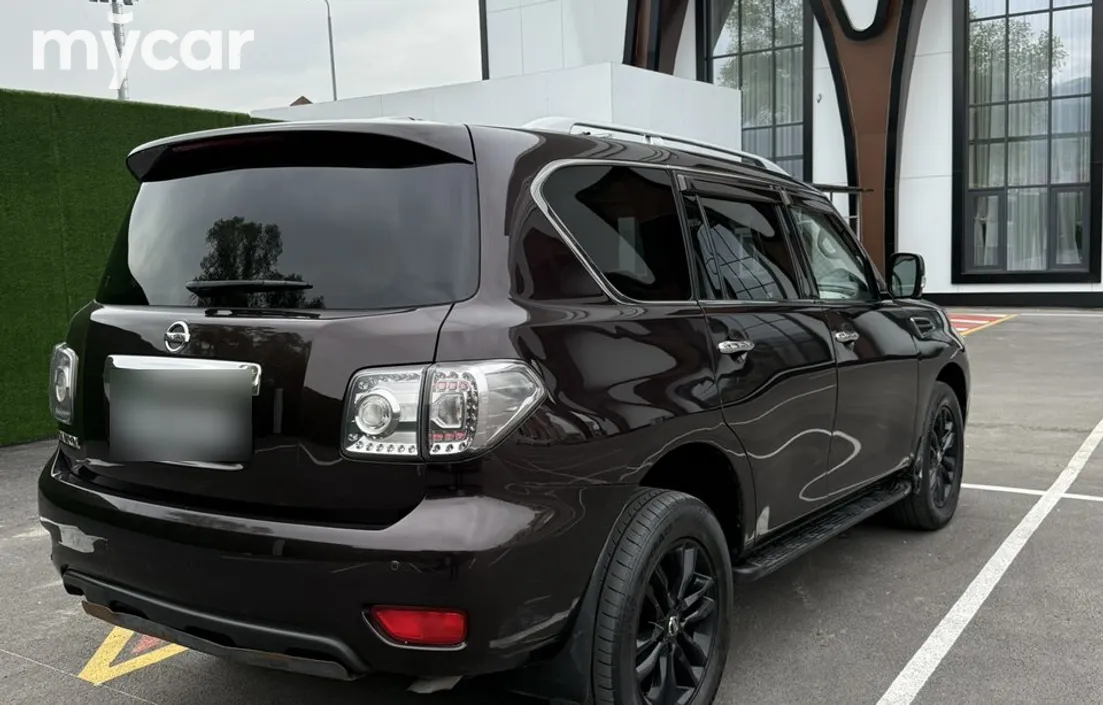 Nissan Patrol 2012