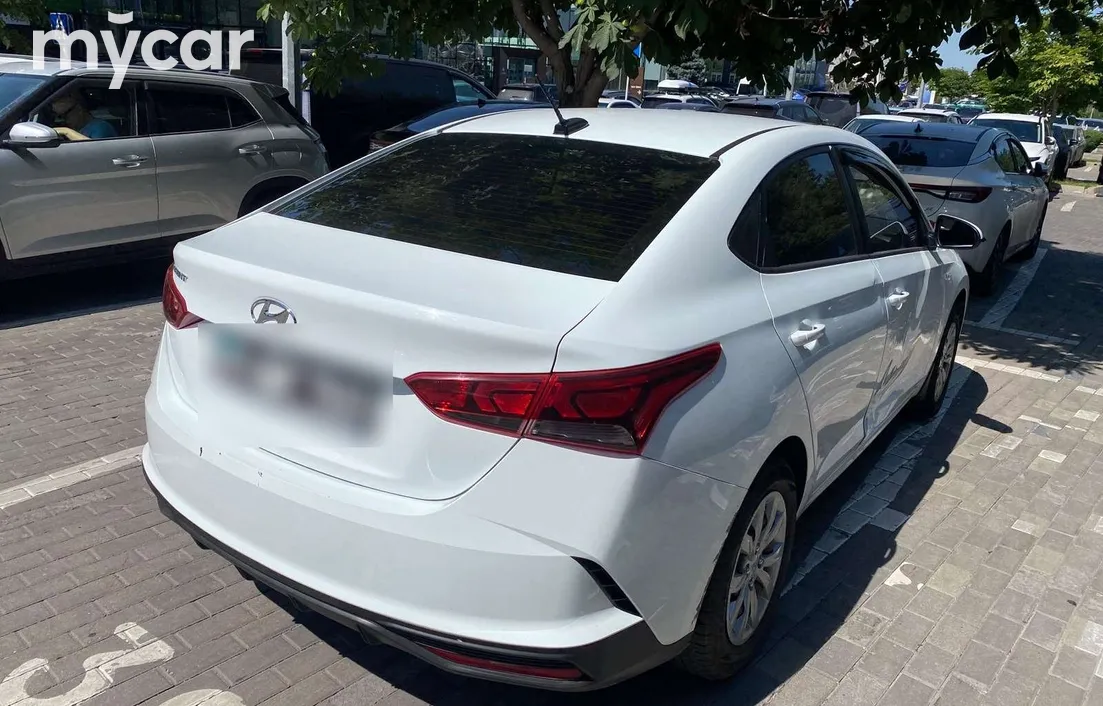 Hyundai Accent 2021