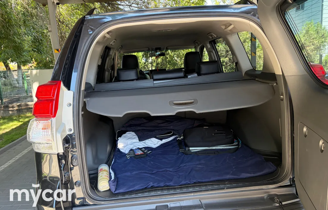 Toyota Land Cruiser Prado 2011
