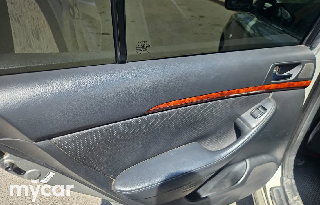 Toyota Avensis 2005