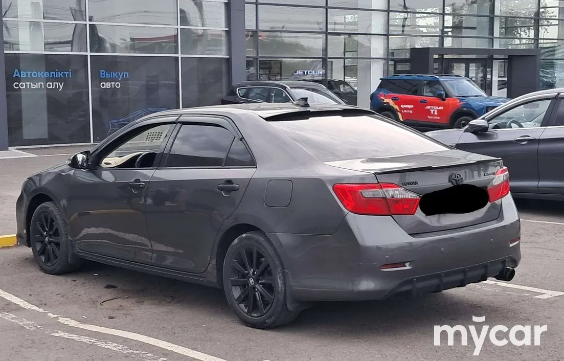 Toyota Camry 2012