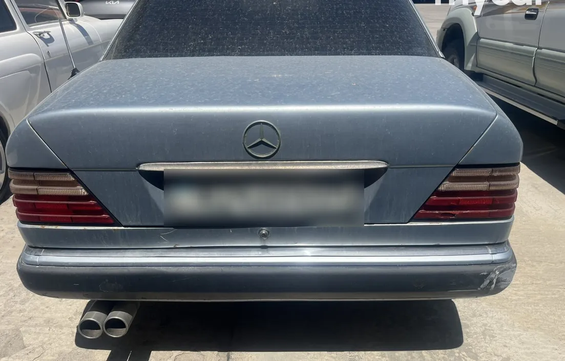 Mercedes-Benz E-Класс 1993