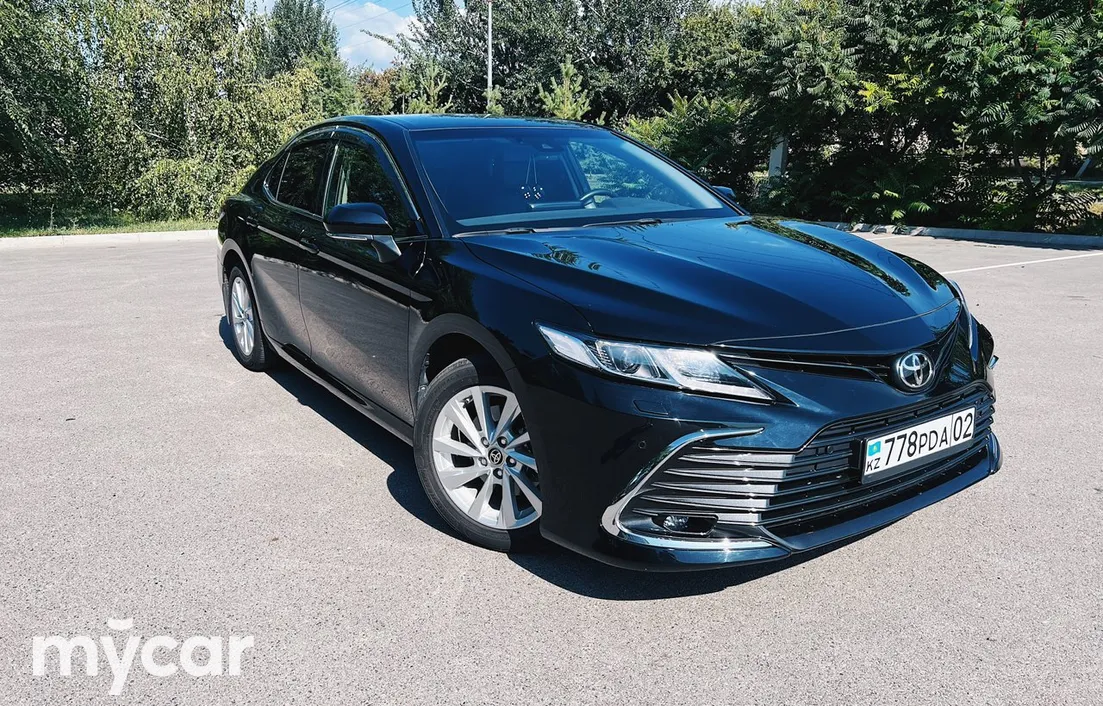 Toyota Camry 2023