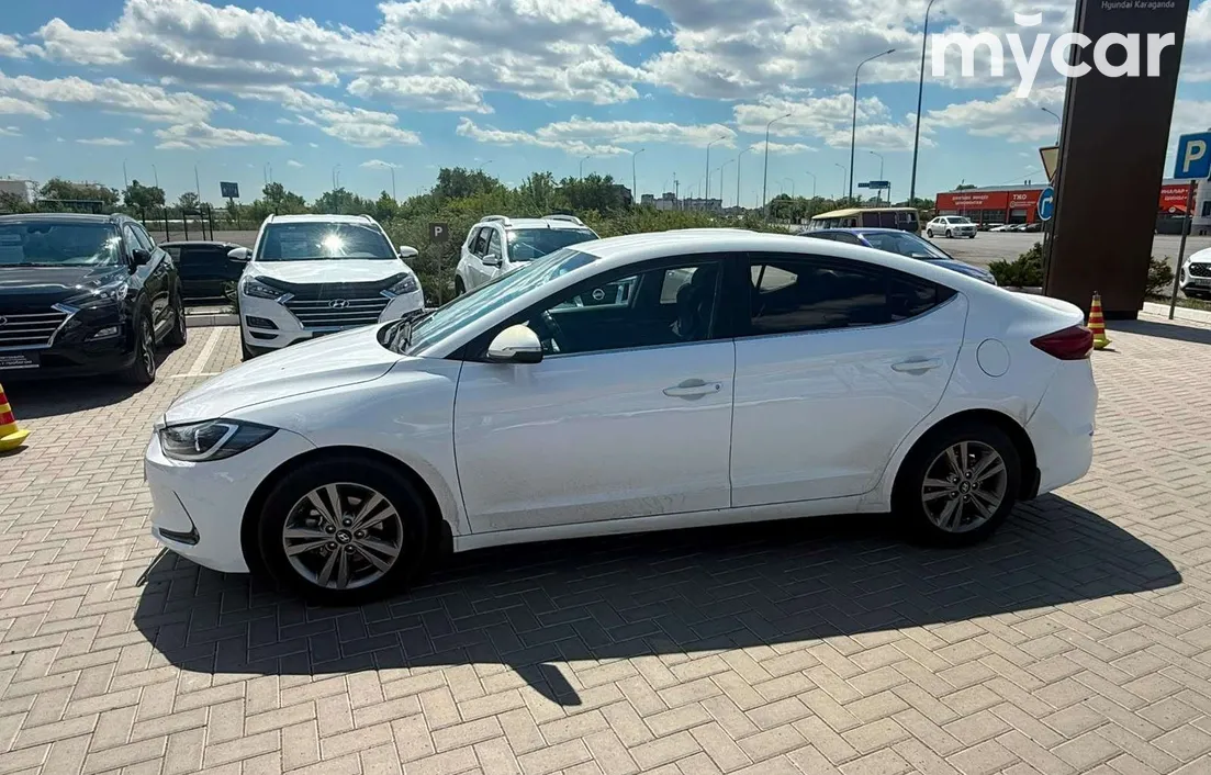 Hyundai Elantra 2018