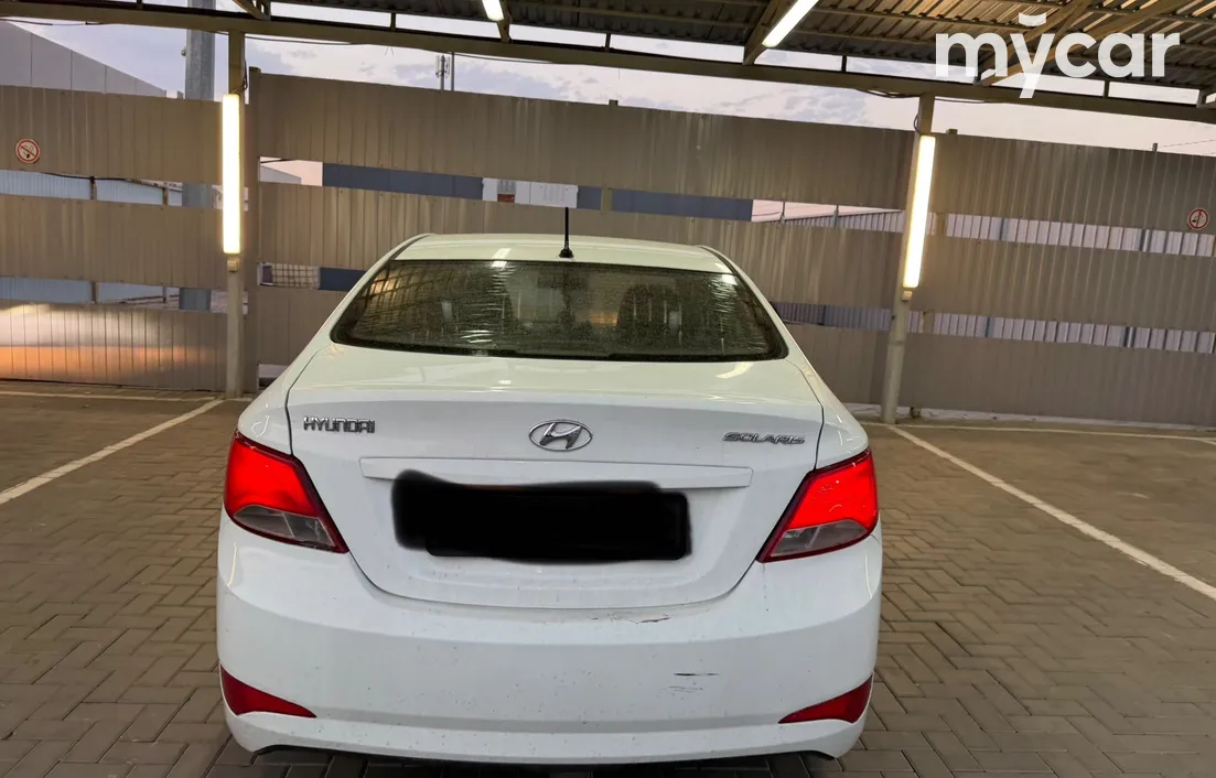 Hyundai Solaris 2015