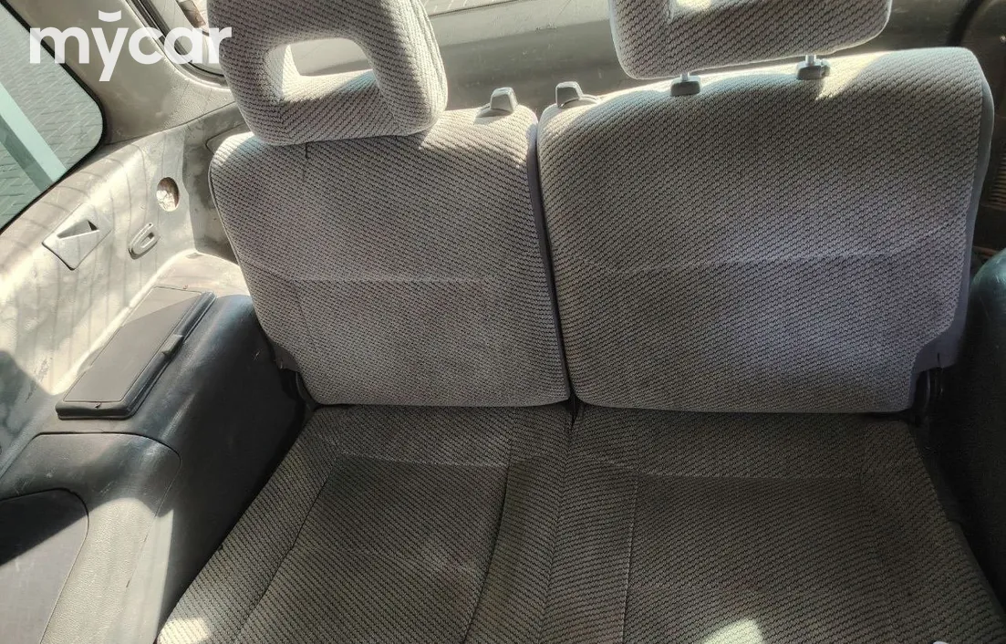 Mitsubishi Space Wagon 1993