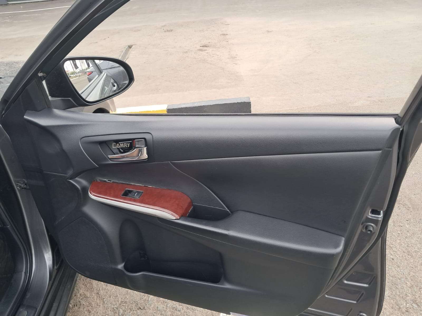 Toyota Camry 2012