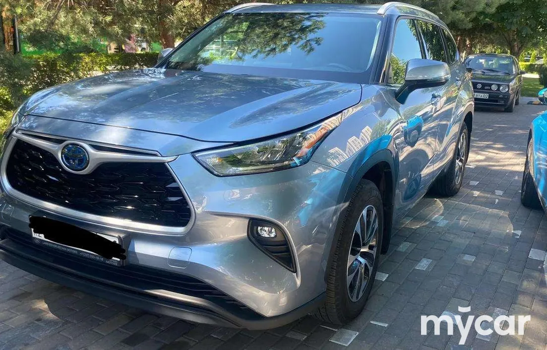 Toyota Highlander 2021