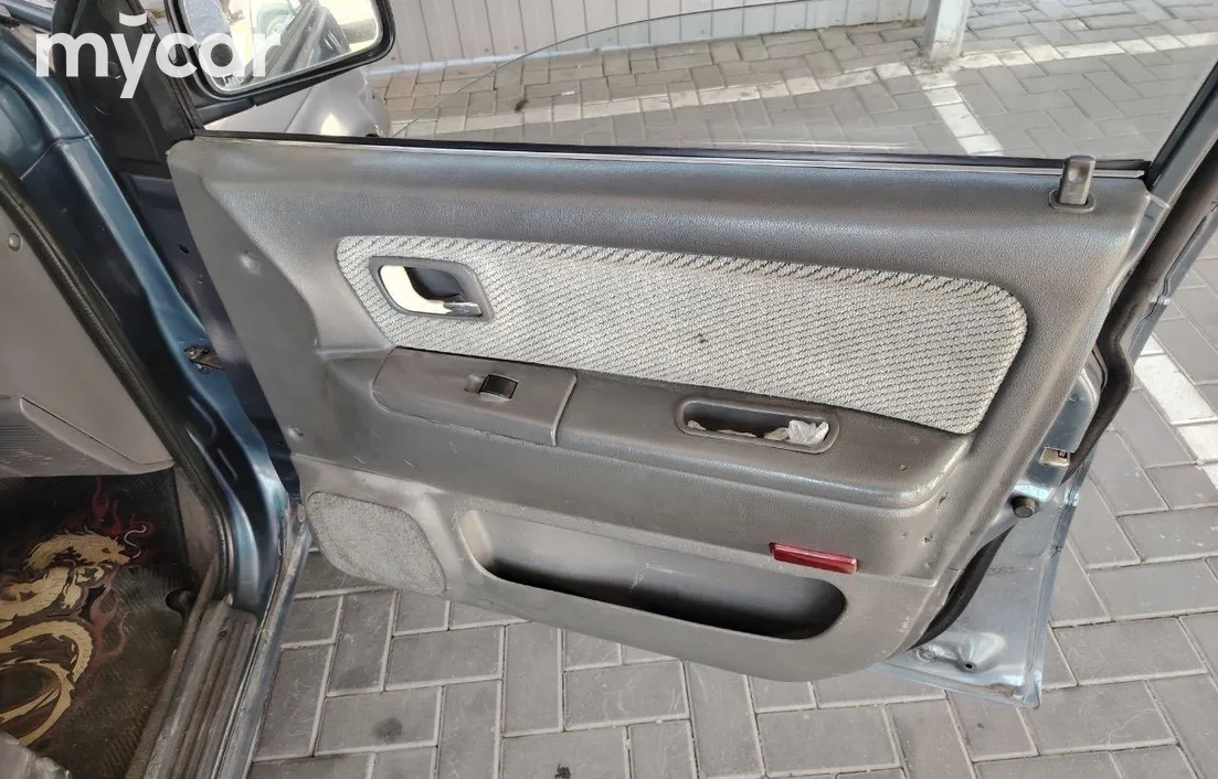 Mitsubishi Space Wagon 1993