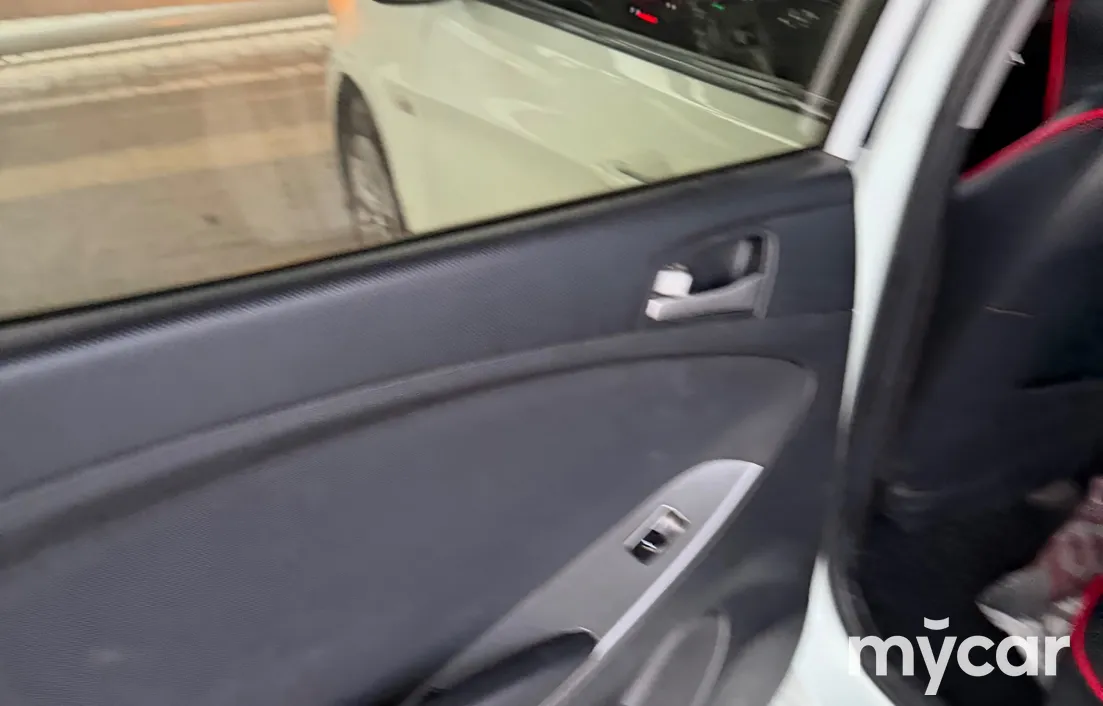 Hyundai Solaris 2015
