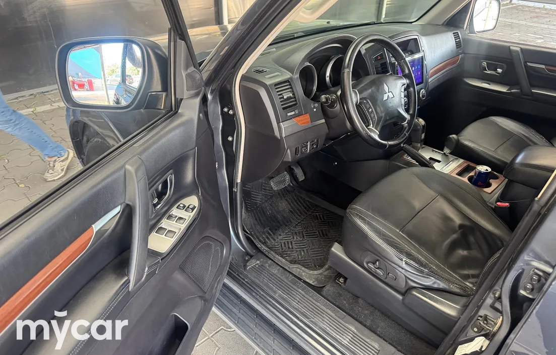 Mitsubishi Pajero 2008