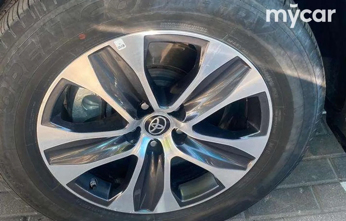 Toyota Highlander 2021