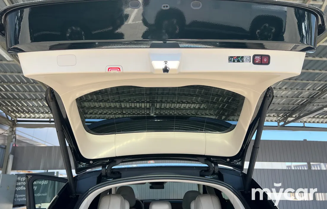 Mercedes-Benz EQS SUV 2022