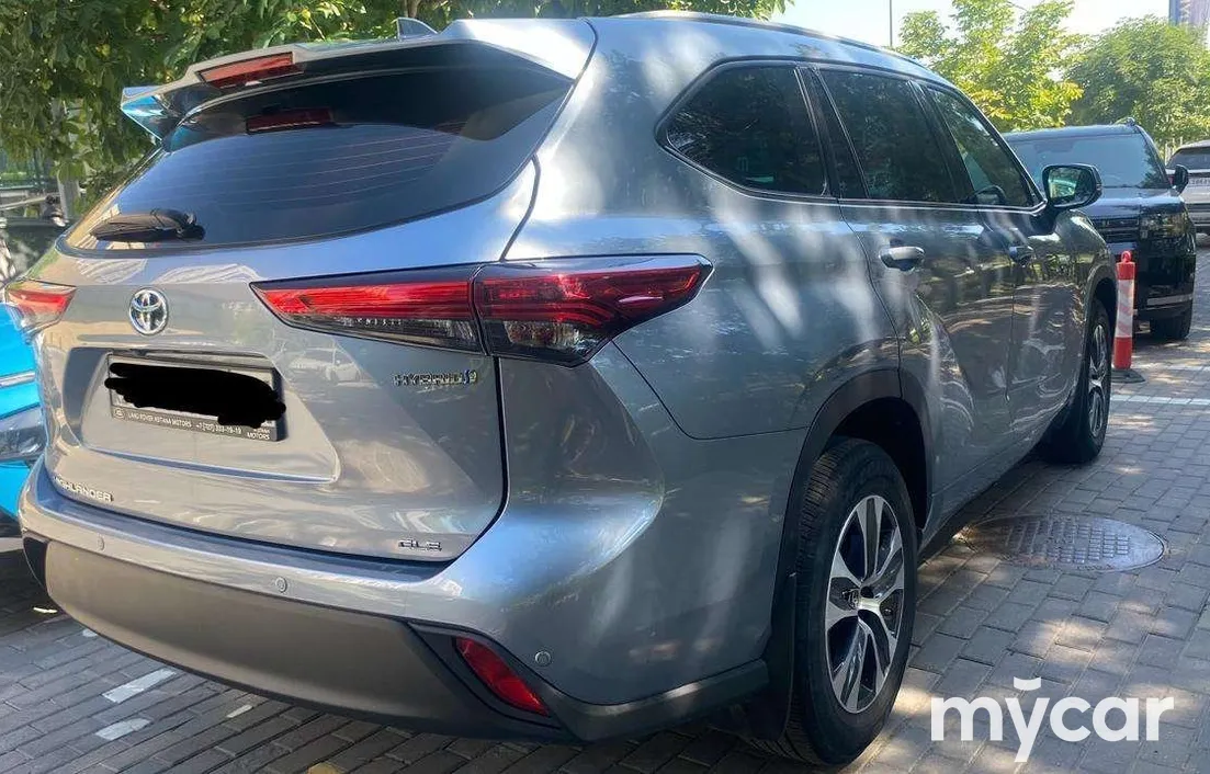 Toyota Highlander 2021
