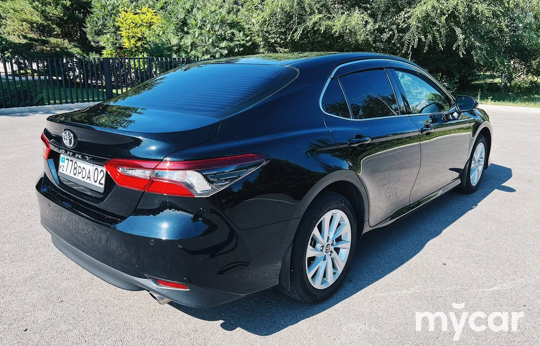 Toyota Camry 2023