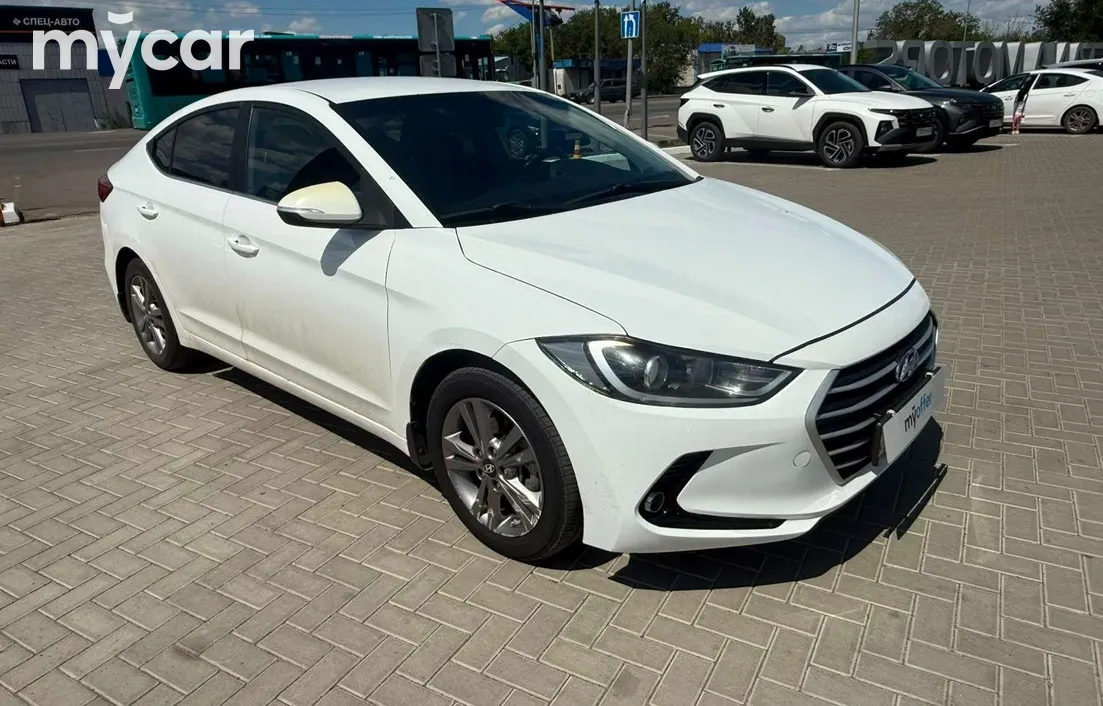 Hyundai Elantra 2018