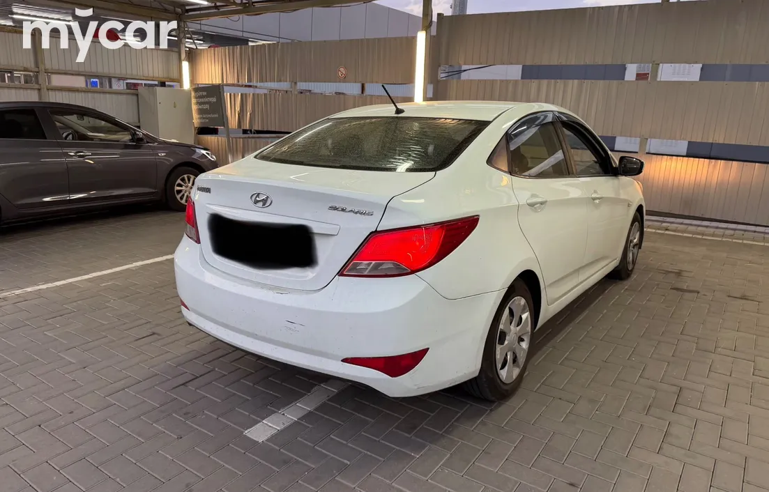 Hyundai Solaris 2015
